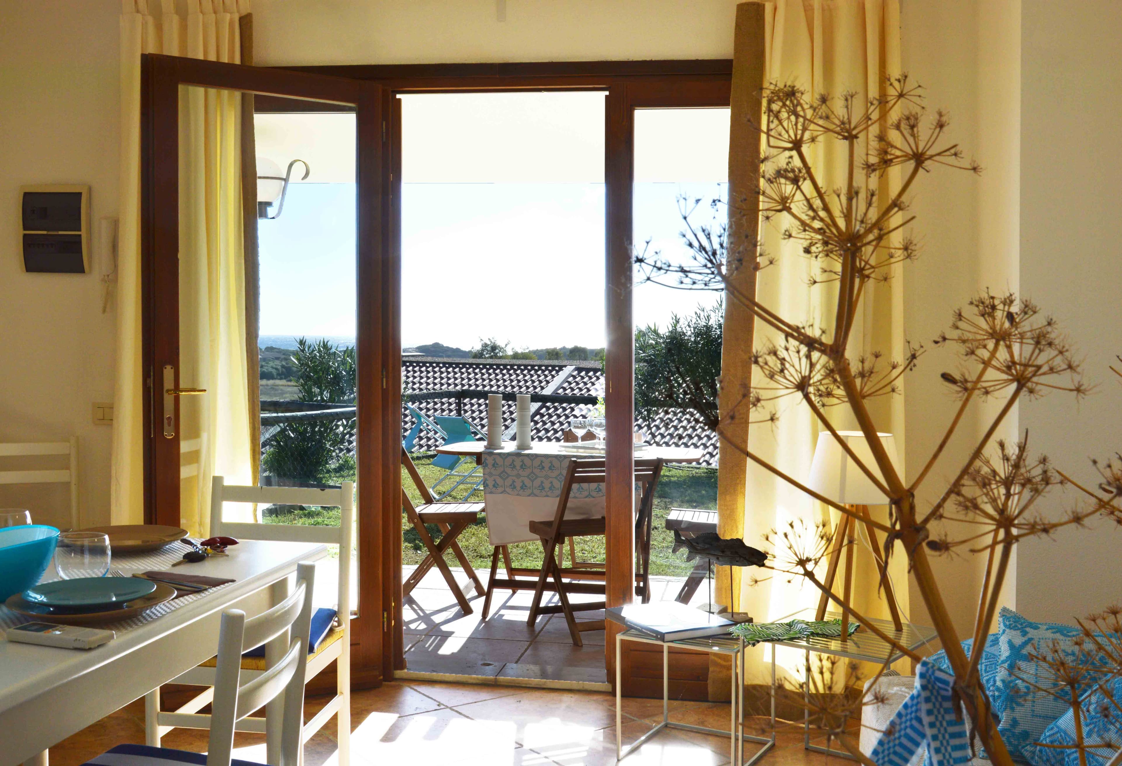 casa con giardino e vista mare e dune di Chia